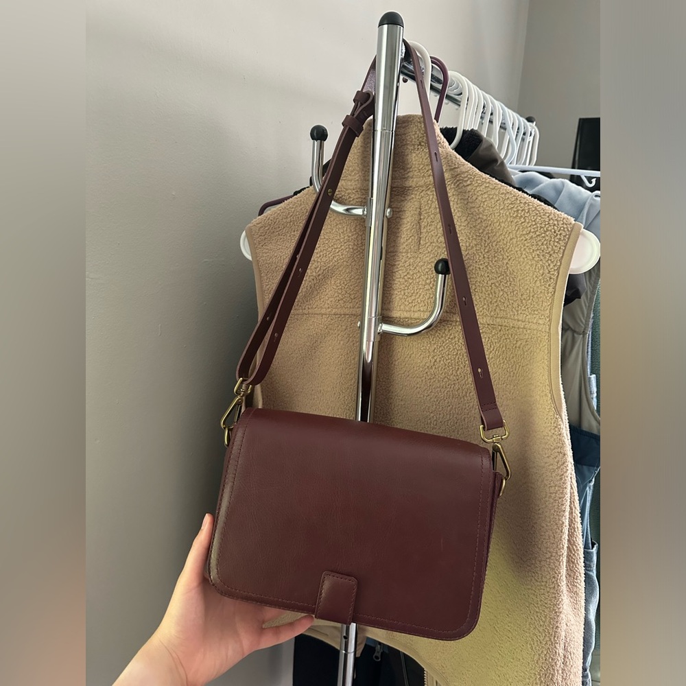 Never worn, tags attached, Madewell transport flap purse
